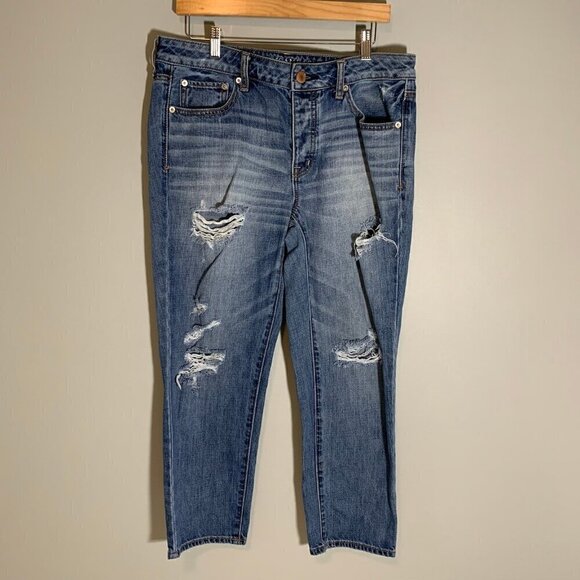 American Eagle Boy crop medium wash distressed button fly straight leg jeans - Picture 1 of 11